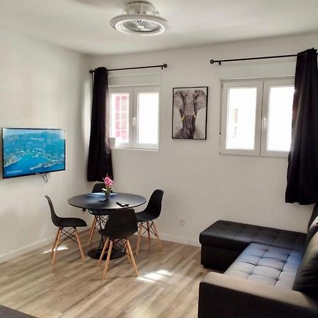 אליקאנטה Apartamento Blanco Y Negro En El Centro מראה חיצוני תמונה