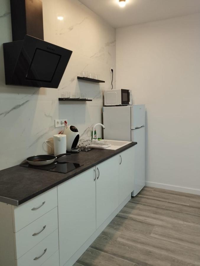 אליקאנטה Apartamento Blanco Y Negro En El Centro מראה חיצוני תמונה