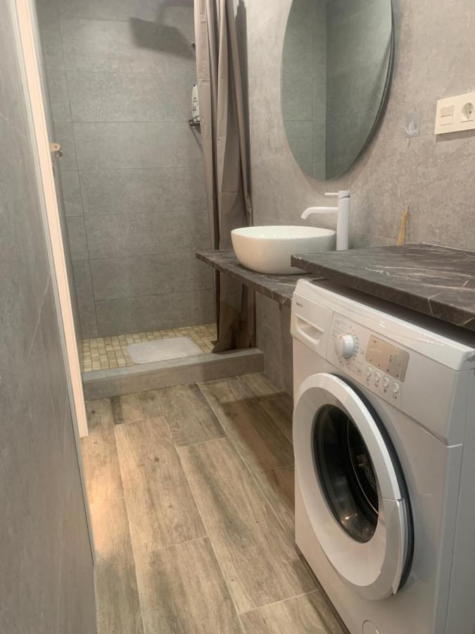 אליקאנטה Apartamento Blanco Y Negro En El Centro מראה חיצוני תמונה
