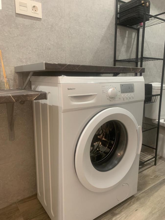 אליקאנטה Apartamento Blanco Y Negro En El Centro מראה חיצוני תמונה